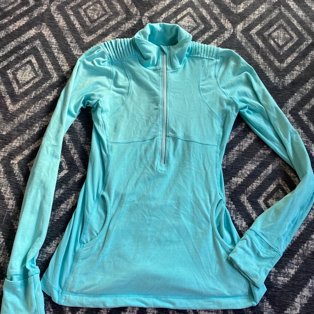 Lululemon quarter zip size 8